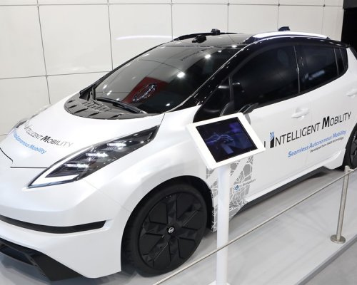 A Nissan betekintést nyújt az autózás jövőjének forradalmasítását célzó innovációiba a CeBIT-EN