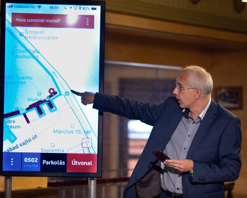 Budapest V. kerületében adták át a Vodafone első NB-IoT Smart Parking szenzorait az országban